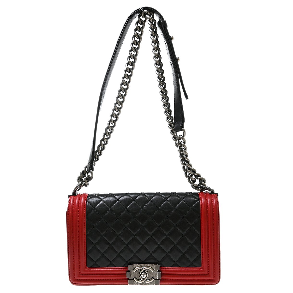 Chanel Boy Flap Chevron Lambskin Black Leather Handbag (Pre-Owned)
