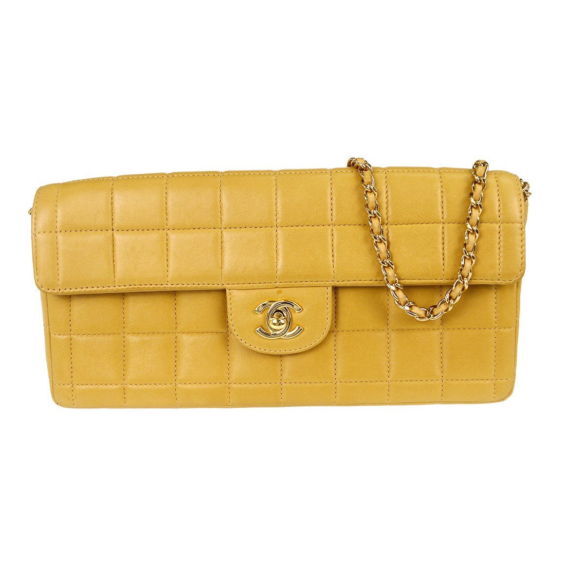 Chanel Chocolate Bar Flap Quilted Lambskin Beige Leather Handbag (Pre-Owned)