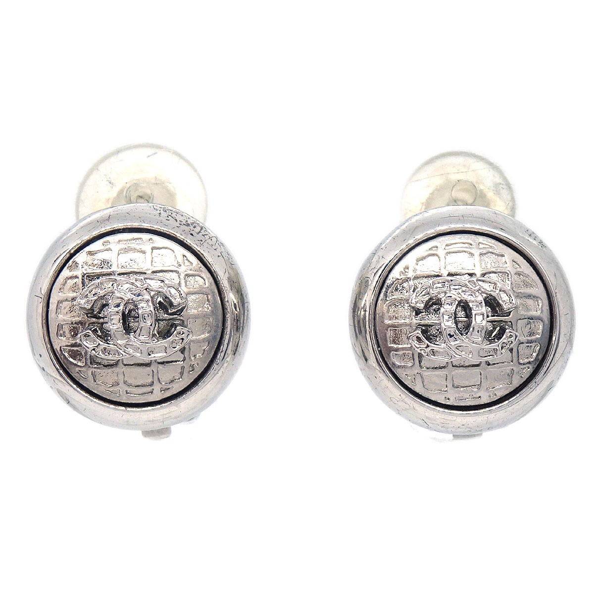 Chanel Vintage Cc Round Clip-On Metal Silver Silver_Plated Earrings Jewelry (Pre-Owned)